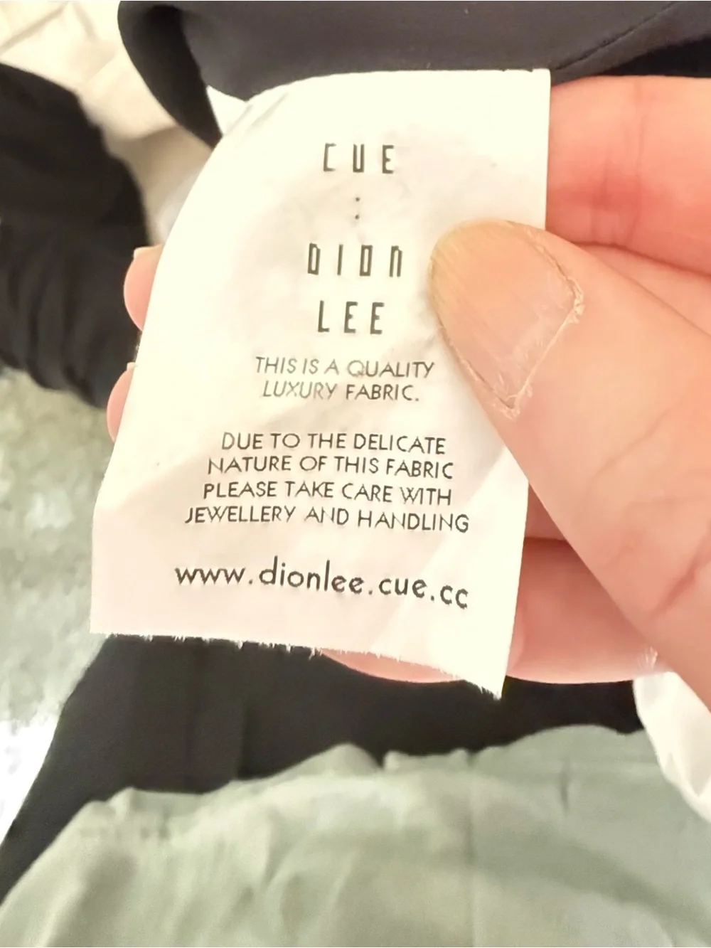 Rare Vintage Cue : Dion Lee 100% Silk Architectural Pleated Mini Skirt US 6